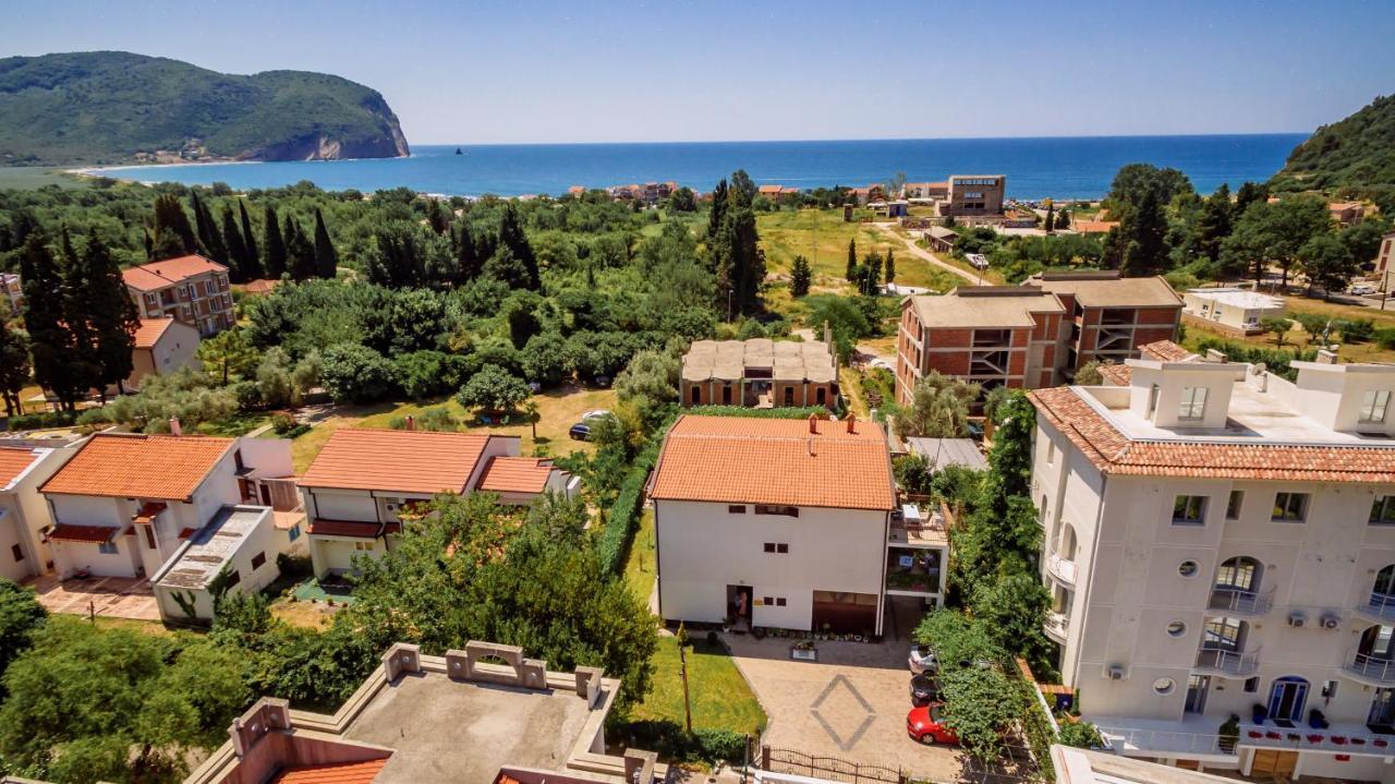 Apartments Viktorija Petrovac Exterior photo